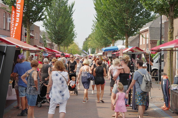 10 augustus Vakantiejaarmarkt in Mill