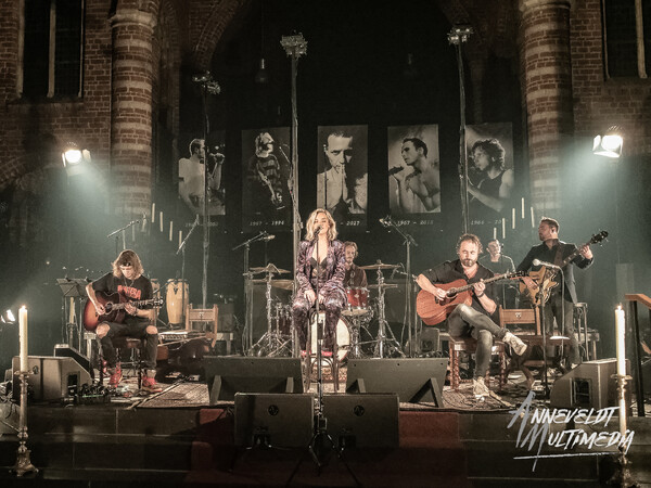 Beleef de jaren 90 met de tribute to MTV Unplugged in Theater Myllesweerd