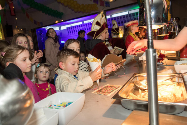 Jeugdcarnaval De Huibuuke viert 66-jarig jubileum met Prinsenjacht en feest