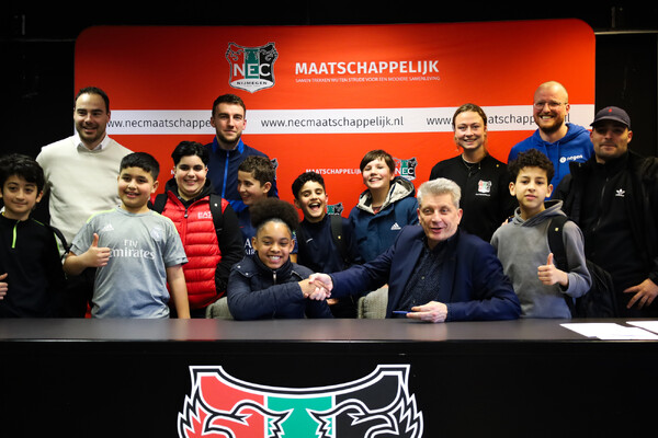 Maatschappelijk project N.E.C. United van start in Land van Cuijk