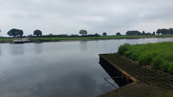 Veerdienst Cuijk - Middelaar uit de vaart