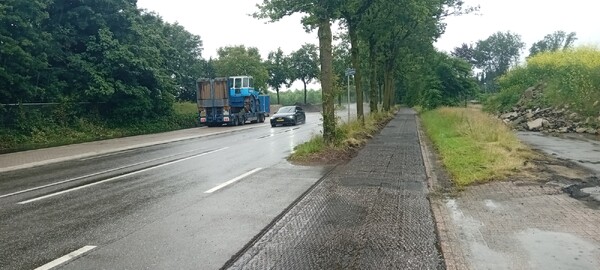 Vernieuwing asfaltlaag fietspad tussen Cuijk en Haps