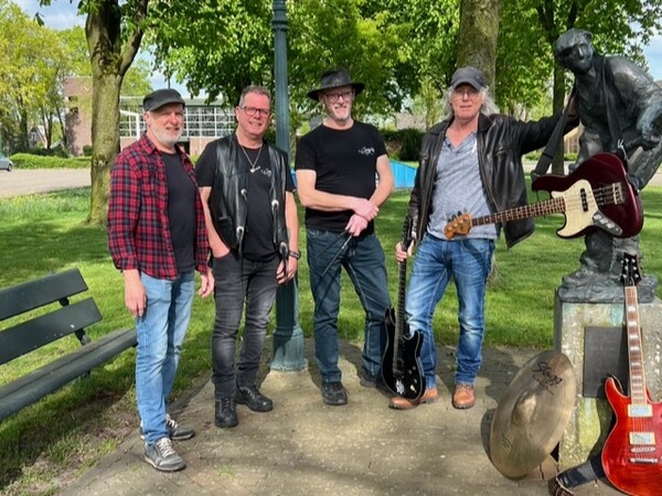 Rockband Juveniles viert dit weekend hun 25-jarig jubileum in Wilbertoord