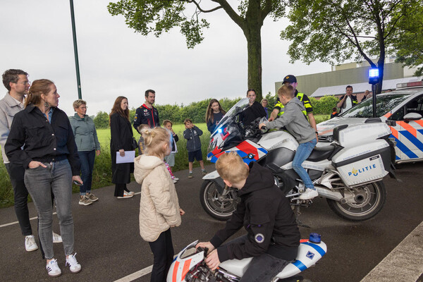 12-hulpverleningsdag bij de vernieuwde brandweerkazerne in Vierlingsbeek