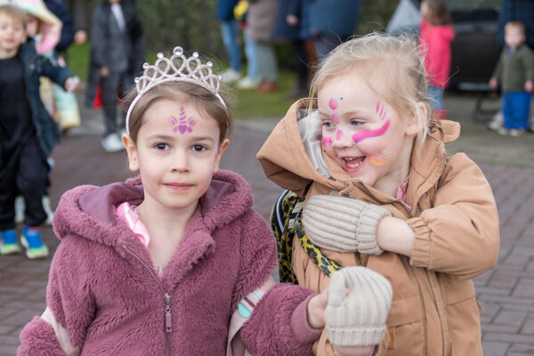 Carnavalsfeest barst los op Kindcentrum 't Loont in Overloon