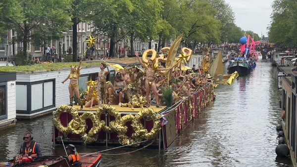 Verslag van de Canal Pride: Vier de Kracht van Samenhorigheid