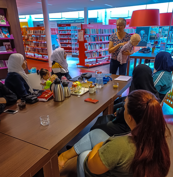 Taalcafé voor vrouwen in Bibliotheek Mill