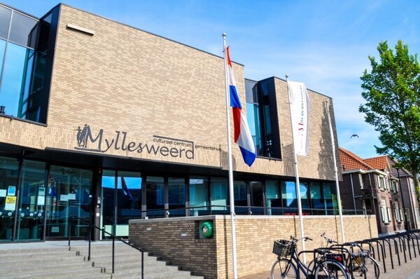 Theatershows in Myllesweerd verplaatst