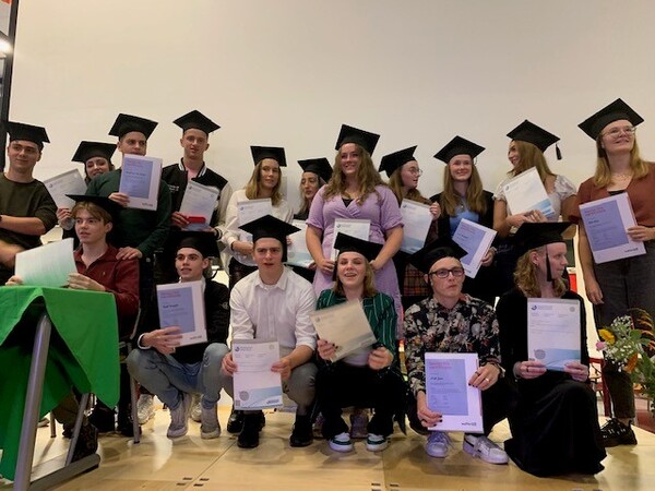 Metameerleerlingen behalen diploma IB-awards