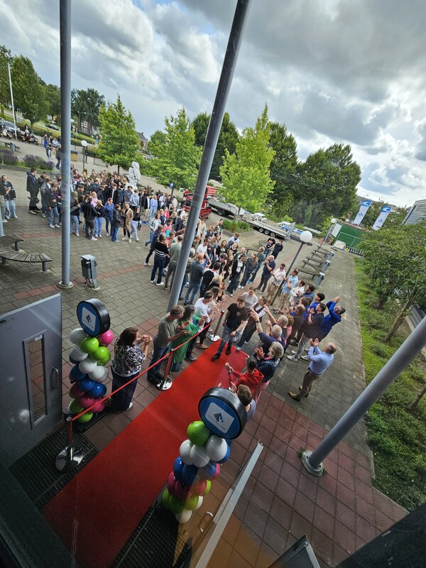 Drie scholen vieren succesvolle examenuitslagen