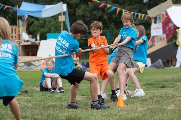 Kindervakantieweek in Overloon sluit af met een schuimparty