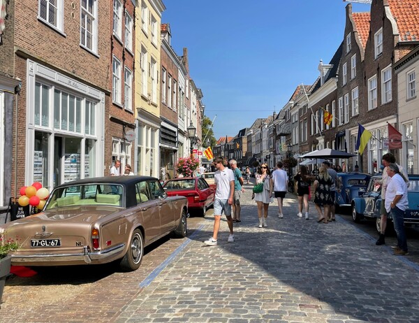 Klassieke auto’s in centrum hit tijdens Open Monumentendag 