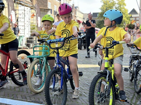 Vestingronde Grave: 25km funklasse rondje langs de Elisabethkerk