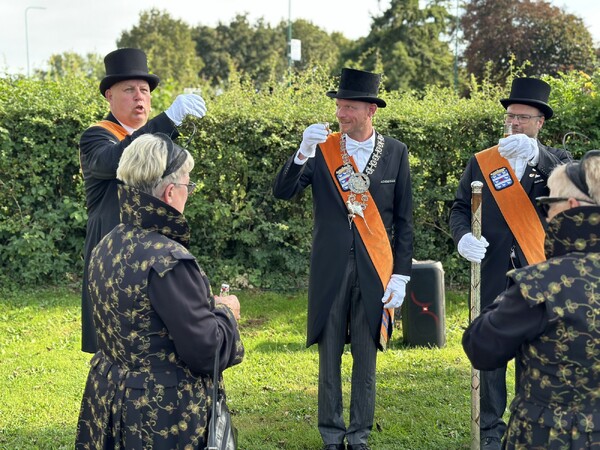 Roel van de Es de nieuwe koning van het Graafse Cloveniersgilde