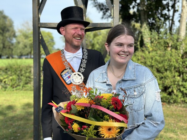 Roel van de Es de nieuwe koning van het Graafse Cloveniersgilde