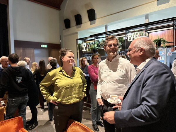 Terugblik op het Ondernemerscafé Graveon: Inspirerende avond voor ondernemers uit Grave en omgeving