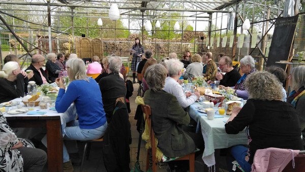 Poëtisch ontbijt bij Wereldtuin Verdeliet op zondag 7 juli