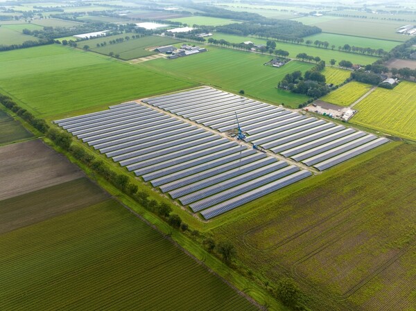 Statkraft opent zonnepark Wilbertoord