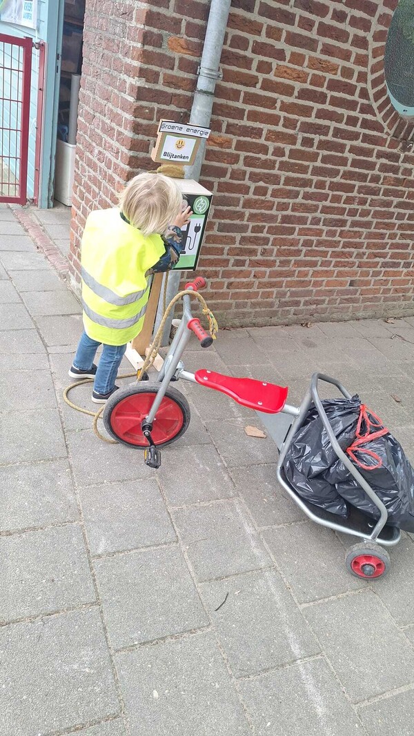 Basisscholen De Akkerwinde en Dr. Jan de Quay samen voor een groenere toekomst