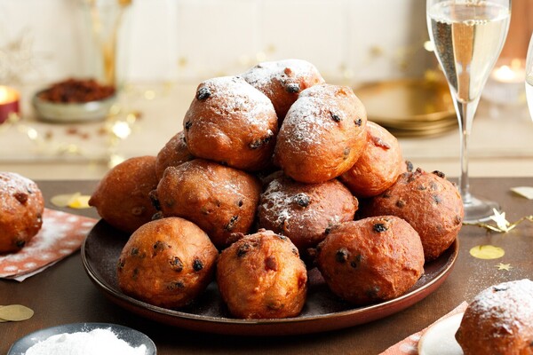 Verse oliebollen van Vicinia: gratis thuisbezorgd