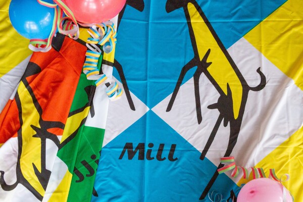 Gèrmevlag beschikbaar voor versiering tijdens carnaval in Mill