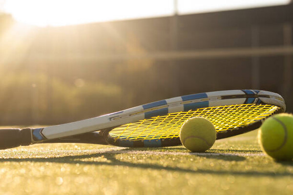 Tennisvereniging De Zoetsmeer uit Haps organiseert voor de 25e keer het Weemen Open 40+ Dubbeltoernooi