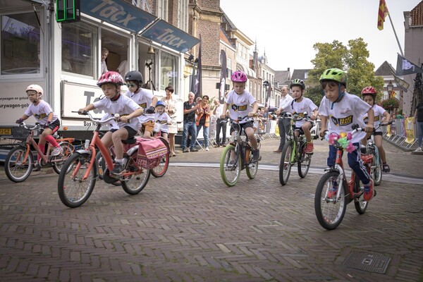 Samen voorbereiden: clinic voor Dikkebandenrace Ronde van Sint Tunnis