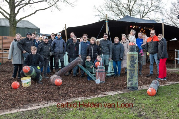 Carbidschieten carbid Helden van Loon