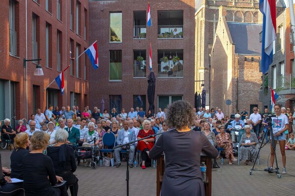 Indië Herdenking 15 augustus live op tv