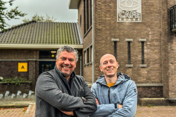 Ondernemers Café Grave van start met talkshow in het Filmcafé