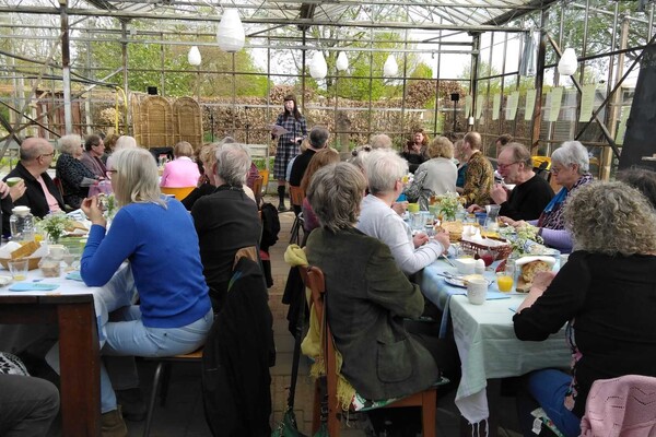 Poëtisch ontbijt bij Wereldtuin Verdeliet op zondag 7 juli